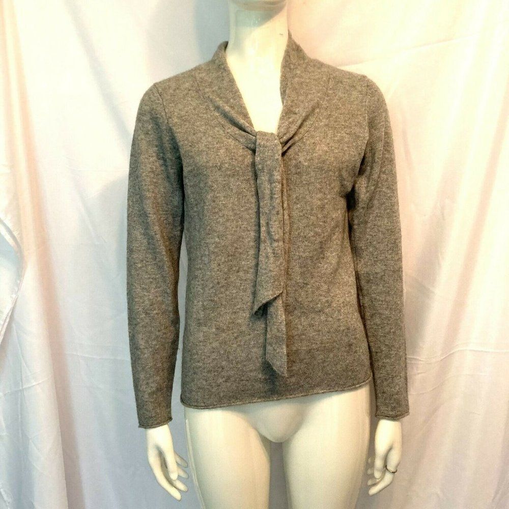 Cashmere Cache Sm Gray Tie Front‎ pullover top Knit